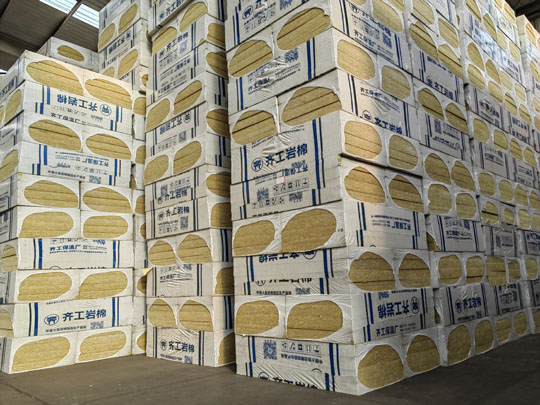 巖棉板倉儲區(qū) 巖棉板倉儲區(qū)
